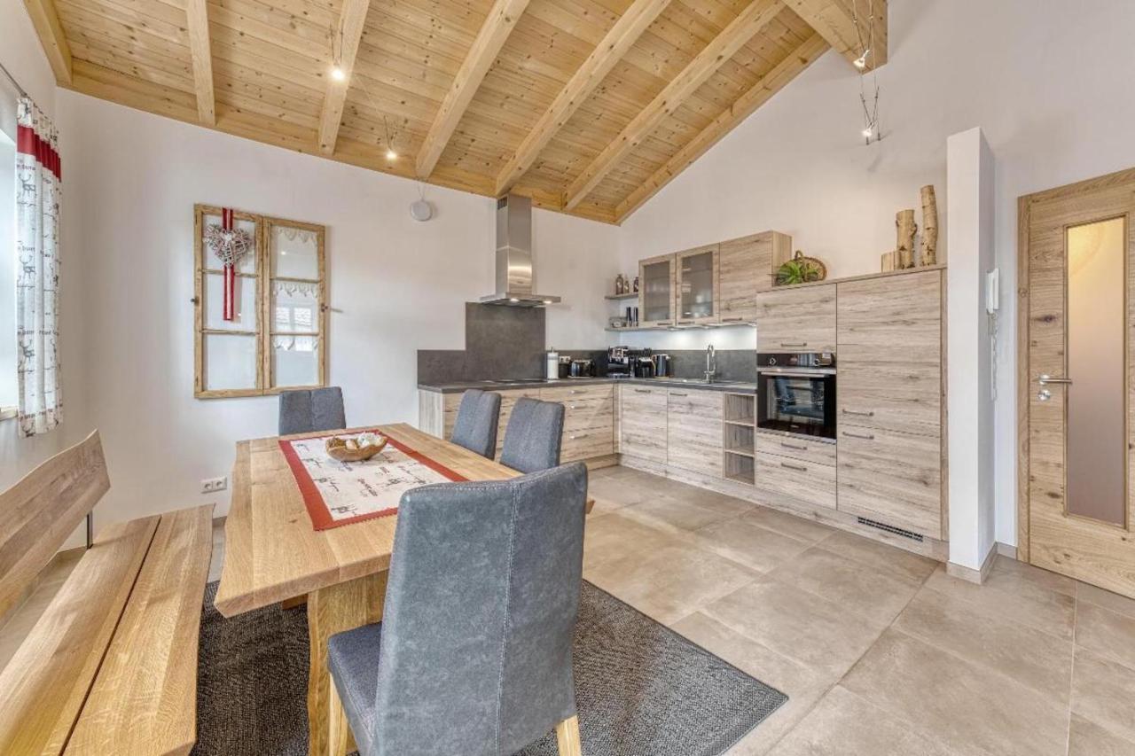 Pension Und Ferienchalets Zum Lebzelter Freyung Extérieur photo