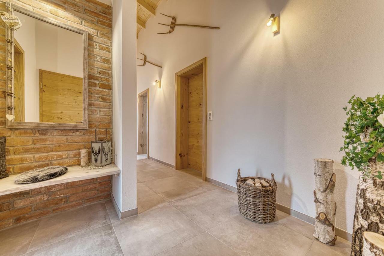 Pension Und Ferienchalets Zum Lebzelter Freyung Extérieur photo